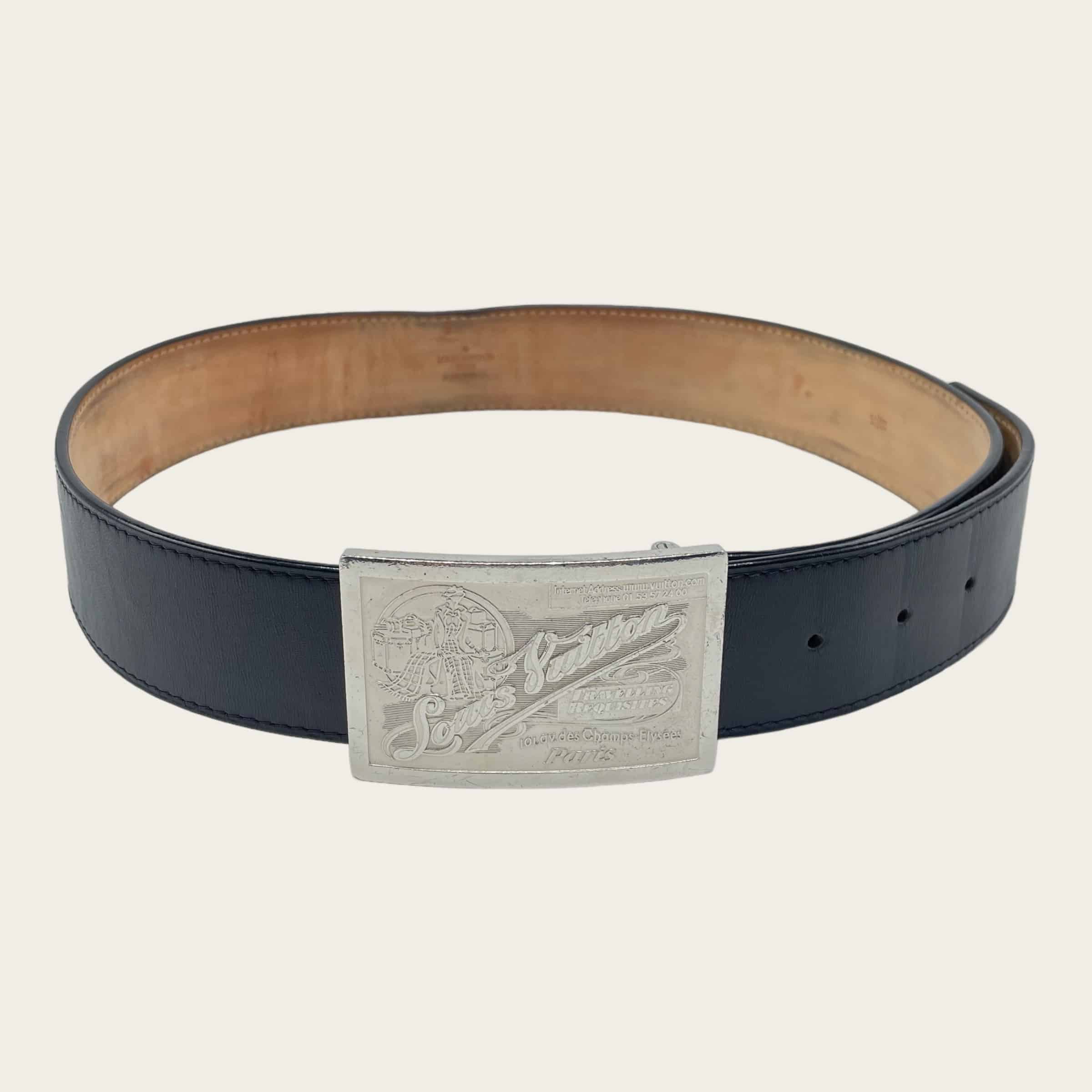 Louis Vuitton cintura in pelle nera placca logo argento, 85. - La Belle  Epoque