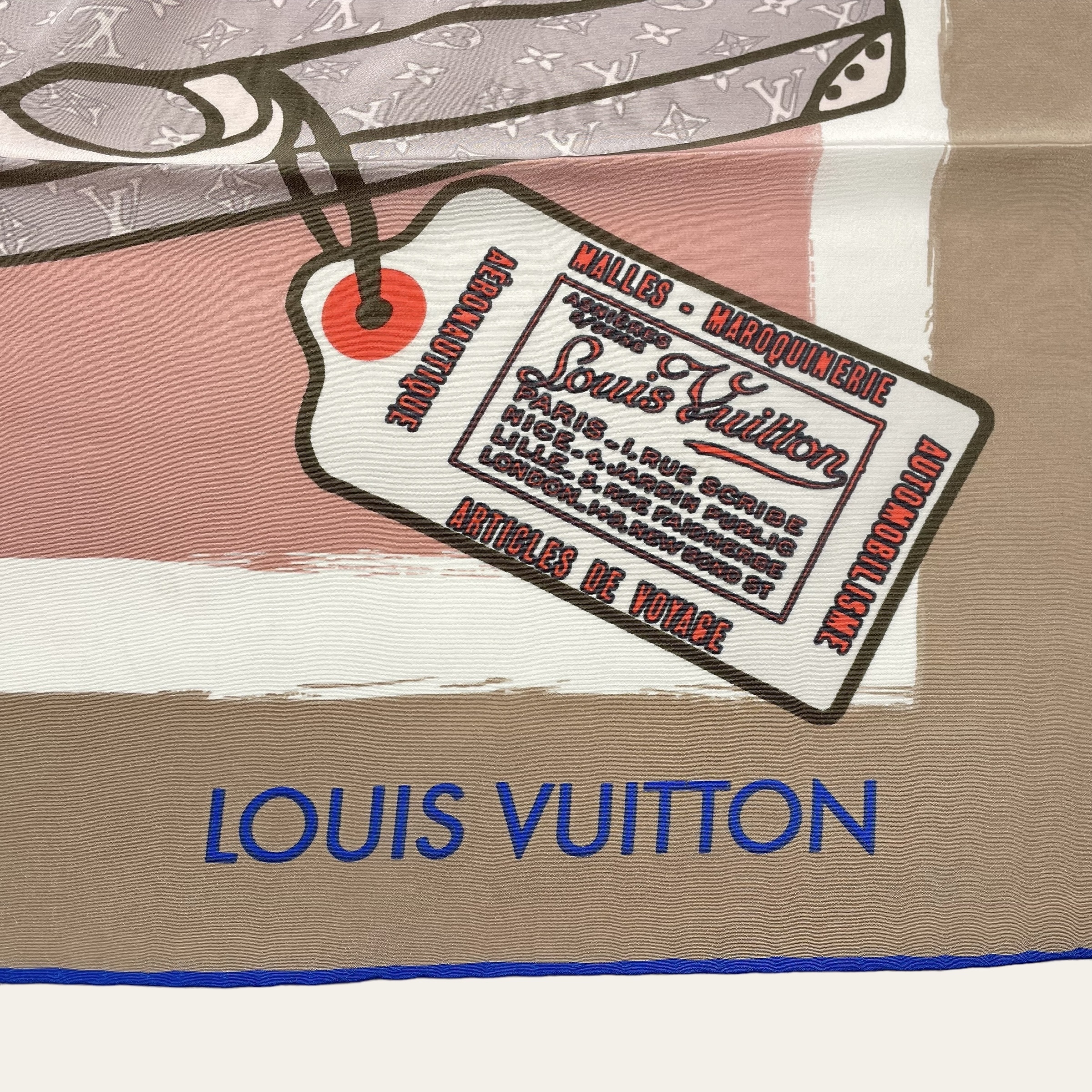 Louis Vuitton foulard in seta beige multicolor. - La Belle Epoque